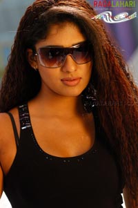 Nayanatara From Dubai Seenu