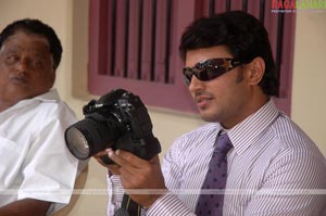 Nee Sukhame Ne Korutunna - On The Sets