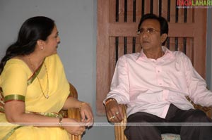 Nee Sukhame Ne Korutunna - On The Sets