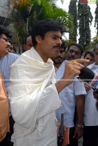 Pawan Kalyan Surrenders Revolver