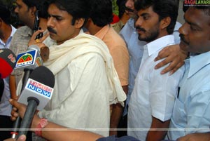 Pawan Kalyan Surrenders Revolver