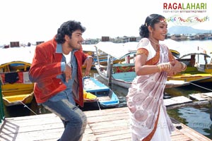 Allari Naresh, Hareesh, Kamalini Mukherji