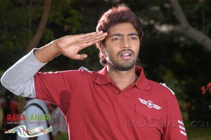 Allari Naresh, Shivaji, Sridevi