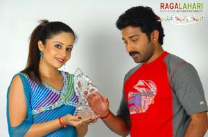 Siva Balaji, Neha Pendse