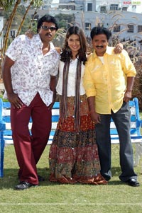 Venumadhav, Ruthika, Priya Mohan