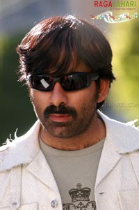 Raviteja From Dubai Seenu