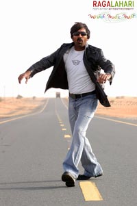 Raviteja From Dubai Seenu