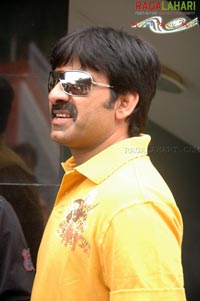 Raviteja @ Raviteja-Trisha Film Muhurat