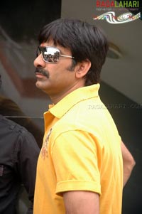 Raviteja @ Raviteja-Trisha Film Muhurat