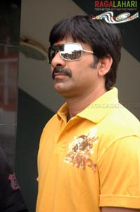 Raviteja @ Raviteja-Trisha Film Muhurat