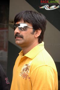 Raviteja @ Raviteja-Trisha Film Muhurat