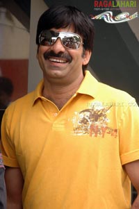 Raviteja @ Raviteja-Trisha Film Muhurat