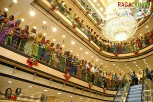 Charmi Inagurates RS Brothers Mega Shopping Mall @ Dilsukhnagar