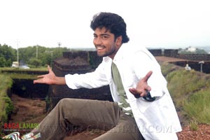 Allari Naresh, Jagapathi Babu, Gowri Munjal & Aarti Chabriya