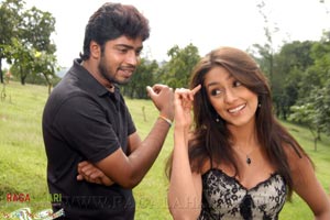 Allari Naresh, Jagapathi Babu, Gowri Munjal & Aarti Chabriya