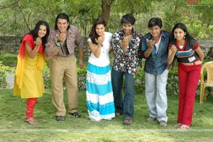 Aali, Aditya Om, Mukthar, Manisha, Sheetal Paatak, Roop Kaur