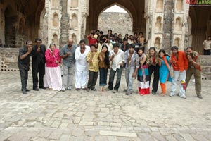 Aali, Aditya Om, Mukthar, Manisha, Sheetal Paatak, Roop Kaur