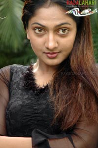 Sheela @ Hello Premistava Title Anouncement