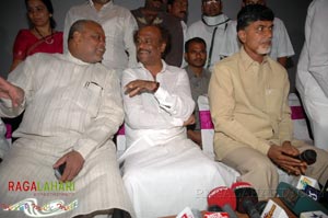 Rajinikanth, Chandrababu Naidu watched Shivaji Preview @ Prasad labs