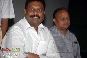 Rajinikanth, Chandrababu Naidu watched Shivaji Preview @ Prasad labs