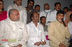 Rajinikanth, Chandrababu Naidu watched Shivaji Preview @ Prasad labs