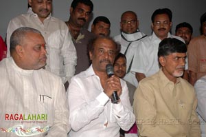 Rajinikanth, Chandrababu Naidu watched Shivaji Preview @ Prasad labs