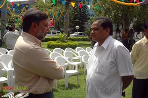 Shivaji-Ravi Krishna-Brahmanandam-Kamalini Film Muhurat