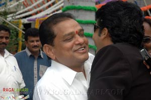 Shivaji-Ravi Krishna-Brahmanandam-Kamalini Film Muhurat