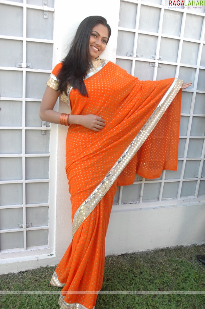 Suhasini @ Navataram