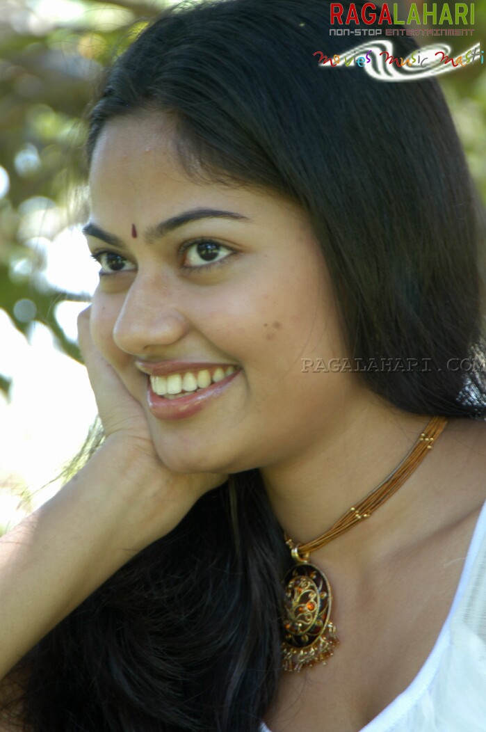 Suhasini