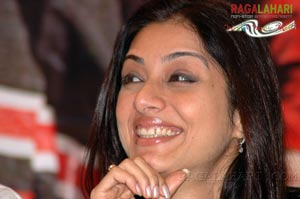 Tabu @ Yeh Dharti Hamari Press Meet