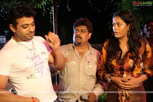 Shiva Balaji, Mumaith Khan