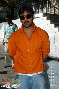 Tarun-Priyamani Film Muhurat