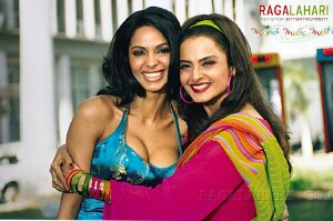 Rekha, Mallika Sherawat, Paresh Raval