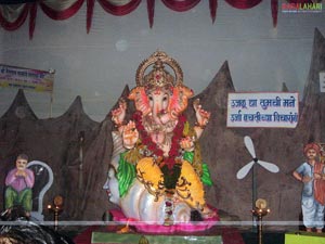 Vinayaka Idols at Vashi Area, Navi Mumbai