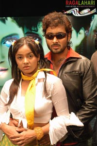 Uday Kiran, Neha Jhulka