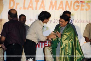 ANR Award 2009 presented to Lata Mangeshkar
