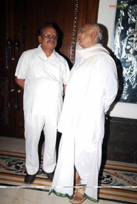 ANR Award 2009 presented to Lata Mangeshkar