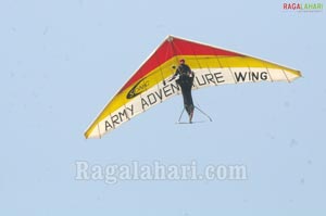 Indian Army Hang Gliding Show at Hyderabad