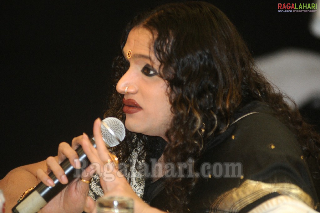 'Indian Super Queen' Hijra Contest Ramp Parade