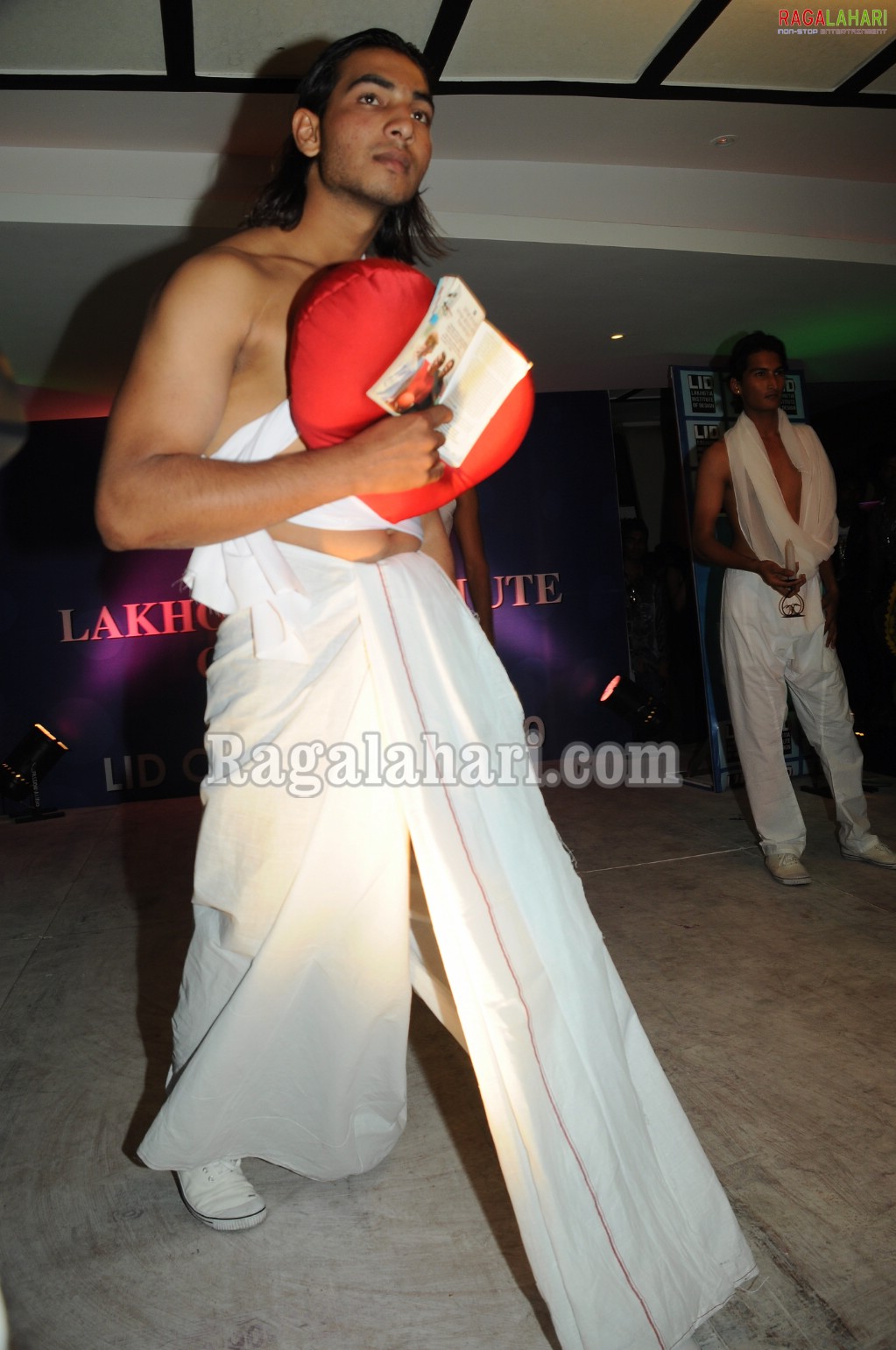 Lakhotia Institute of Design Fashion Show, LID Carnival 2010 