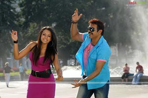 Venkatesh, Trisha