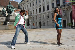 Venkatesh, Trisha