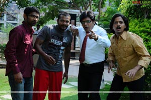 Chitram Sreenu, Murali Ganesh, Akshay