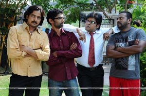 Chitram Sreenu, Murali Ganesh, Akshay