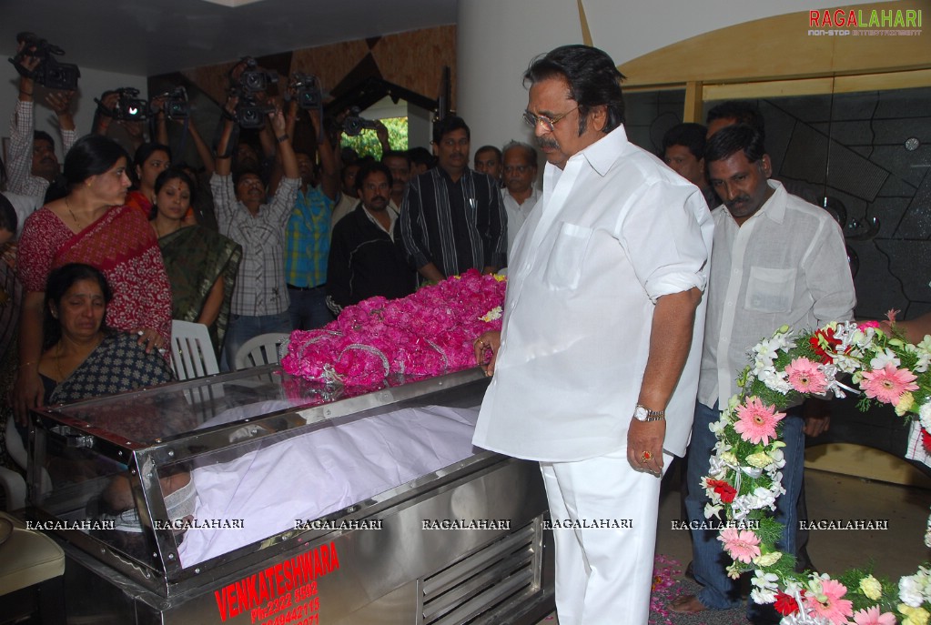 Tollywood Condolenses To EVV