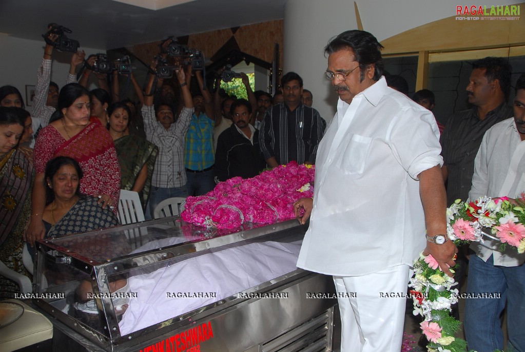 Tollywood Condolenses To EVV