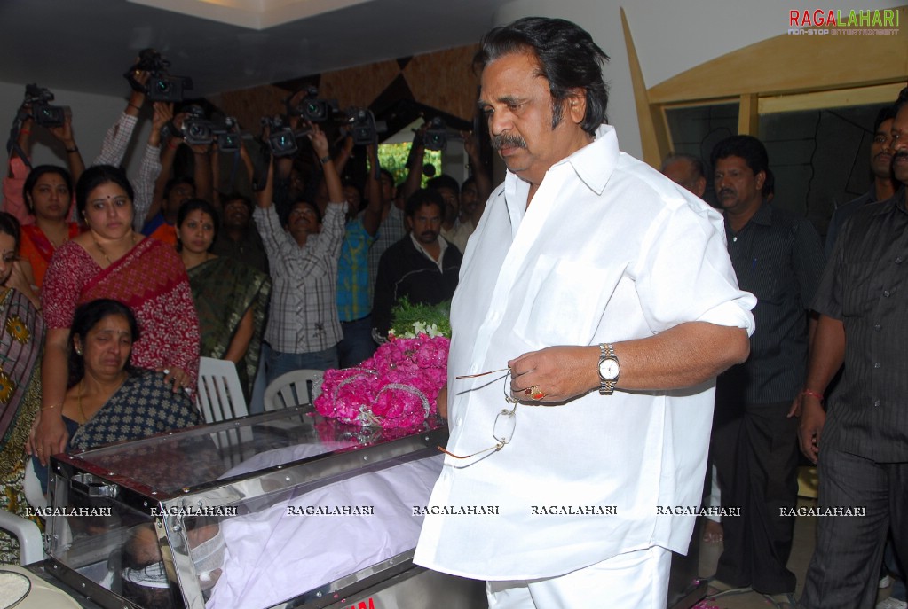 Tollywood Condolenses To EVV