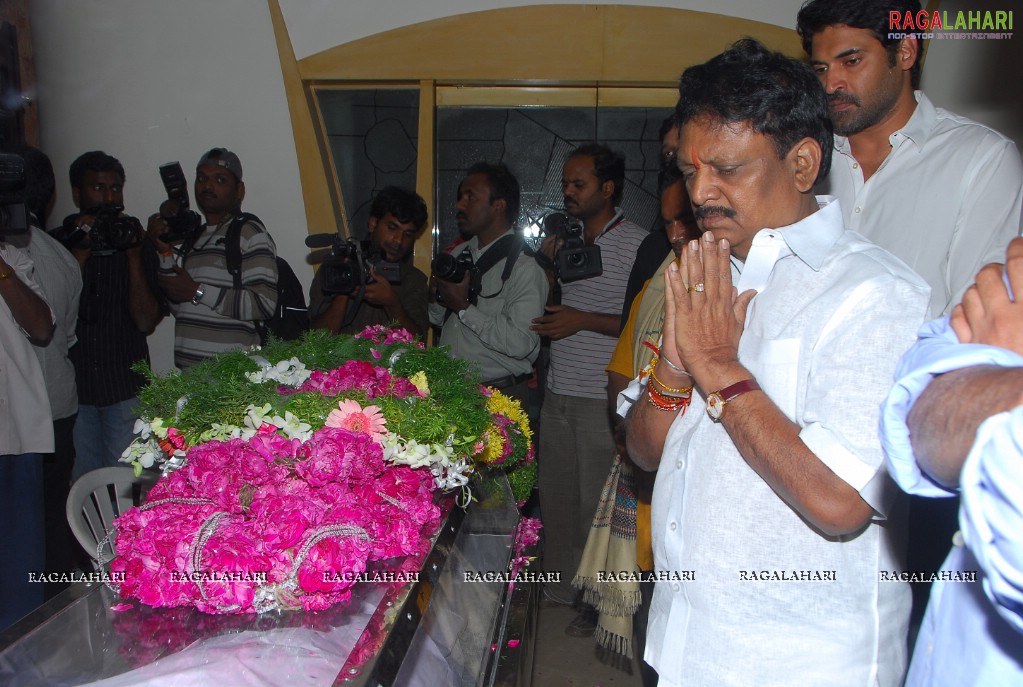 Tollywood Condolenses To EVV