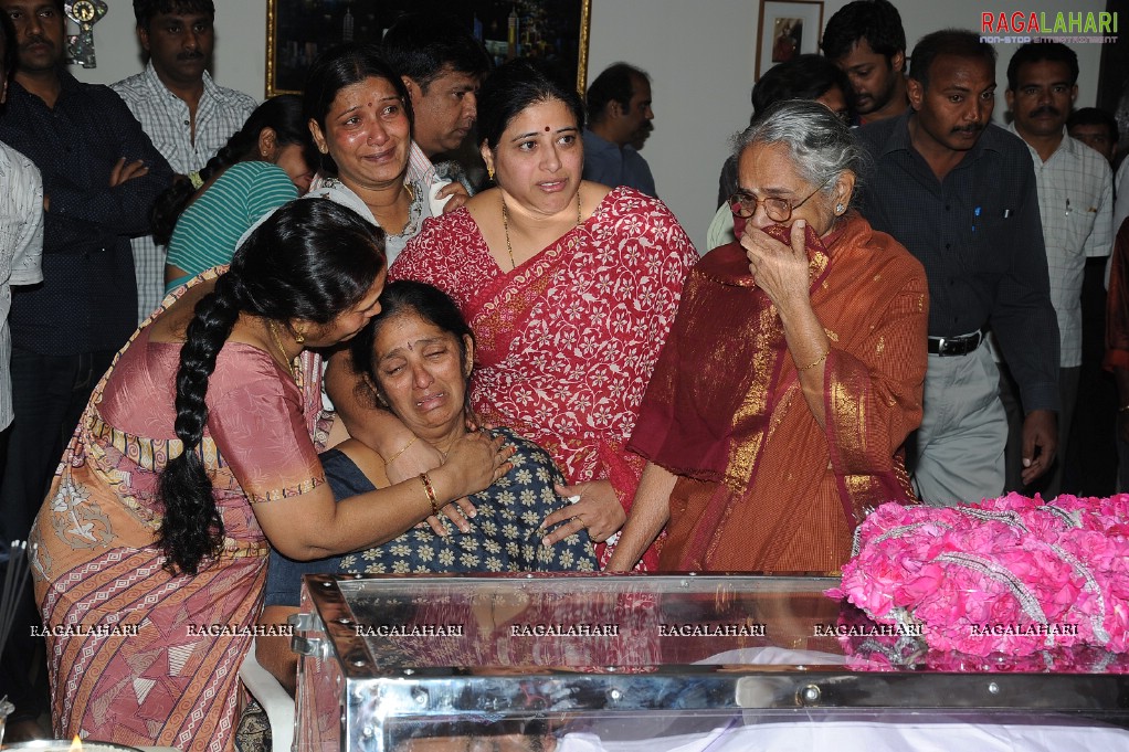 Tollywood Condolenses To EVV